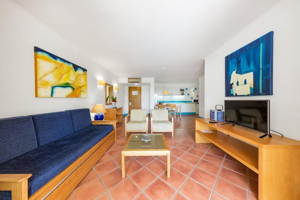 The Patio Suite Hotel Αλμπουφέιρα Εξωτερικό φωτογραφία