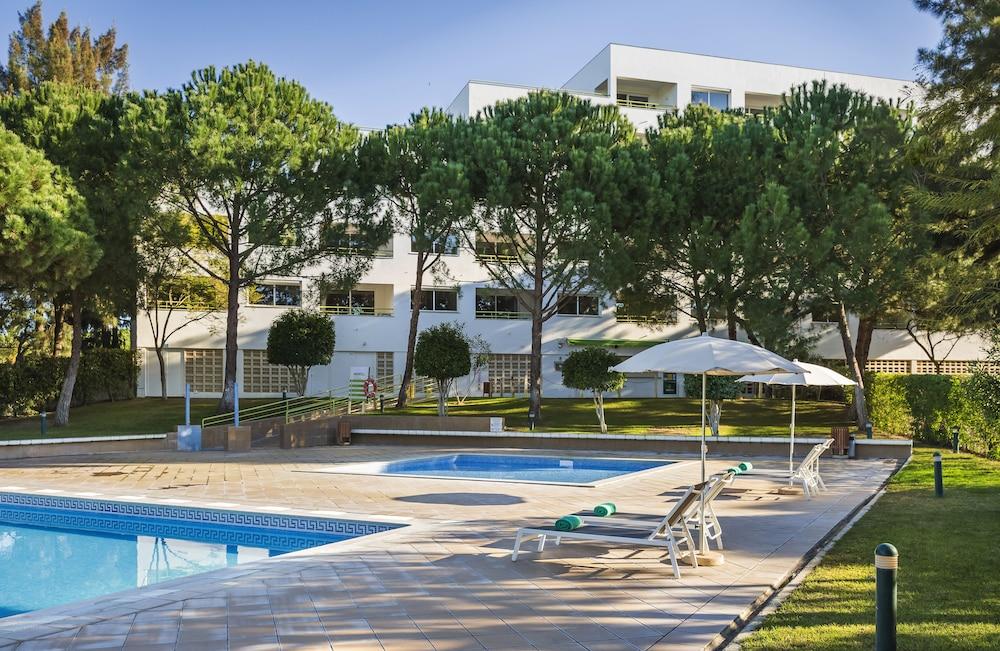 The Patio Suite Hotel Αλμπουφέιρα Εξωτερικό φωτογραφία