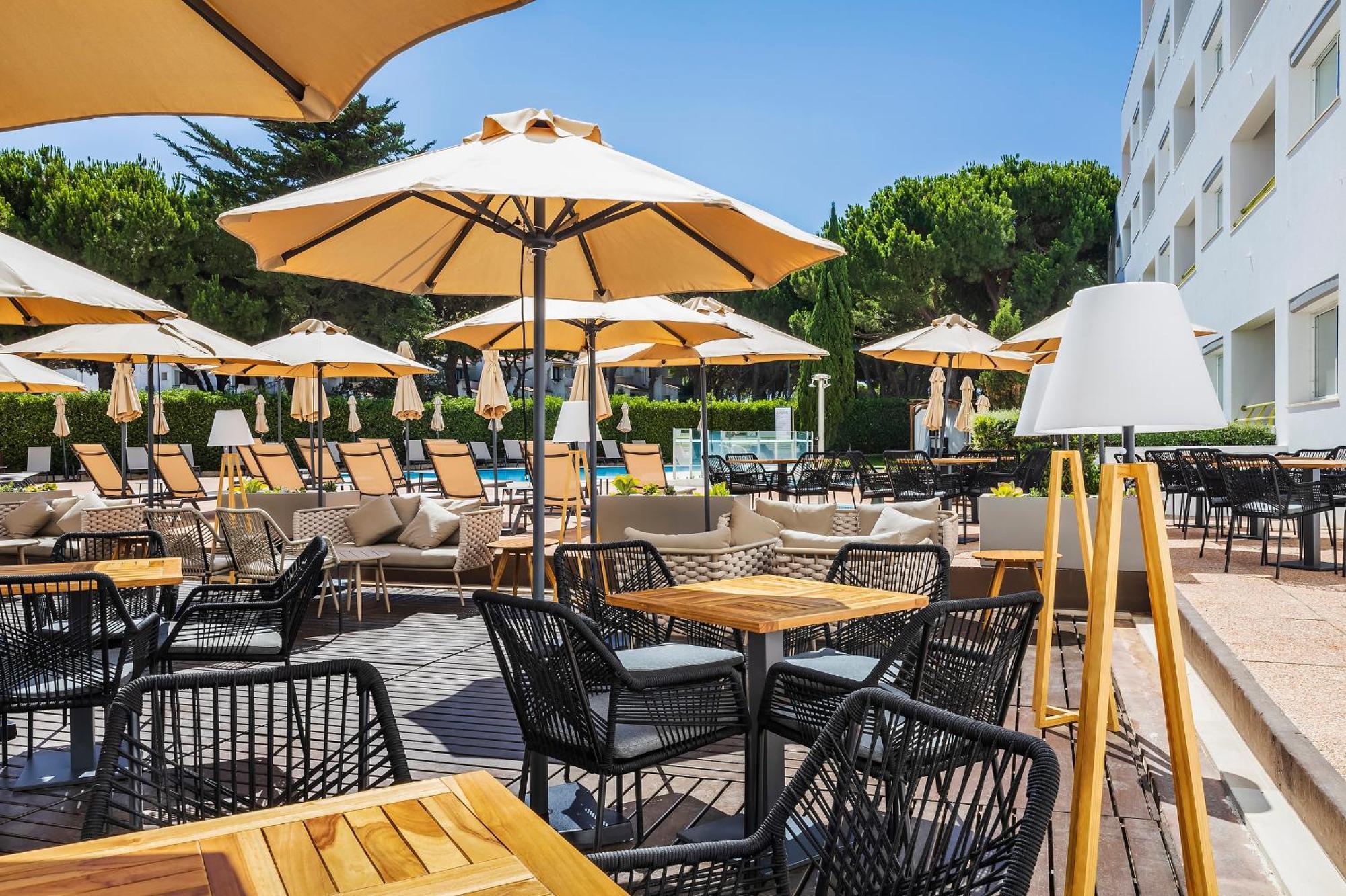 The Patio Suite Hotel Αλμπουφέιρα Εξωτερικό φωτογραφία
